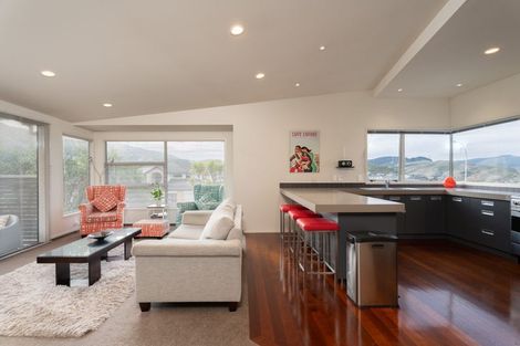 Photo of property in 16 Neston Grove, Churton Park, Wellington, 6037