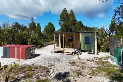 Photo of property in 898 Cape Foulwind Road, Cape Foulwind, 7892