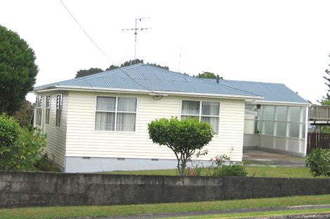 Photo of property in 77 Tirimoana Road, Te Atatu South, Auckland, 0602