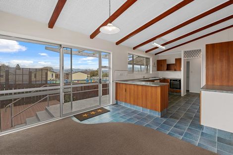 Photo of property in 5 Rameses Place, Pomare, Rotorua, 3015