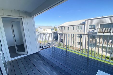 Photo of property in 208/28a Eileen Newey Place, Henderson, Auckland, 0612