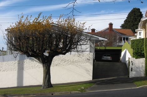 Photo of property in 1 Sargood Street, Maori Hill, Dunedin, 9010