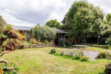 Photo of property in 16 Stanly Street, Eketahuna, 4900