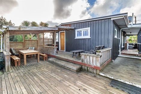 Photo of property in 619 Waitarere Beach Road, Waitarere Beach, Levin, 5510