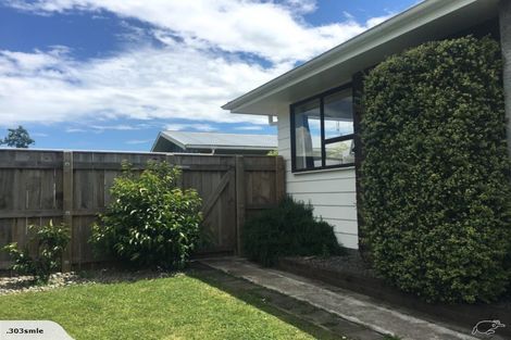 Photo of property in 57 Acacia Street, Kelvin Grove, Palmerston North, 4414