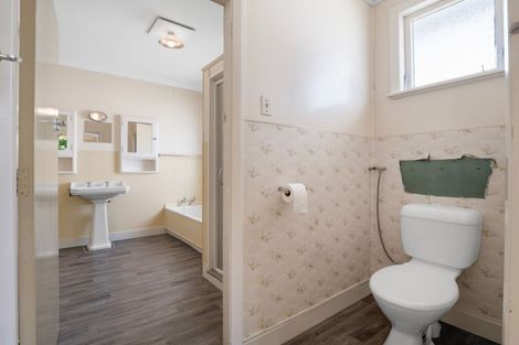 Photo of property in 48 Wood Street, Takaro, Palmerston North, 4410