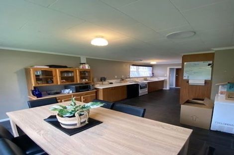 Photo of property in 20 Waratah Street, Avondale, Christchurch, 8061