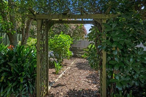 Photo of property in 1 Clarkson Crescent, Maunu, Whangarei, 0110