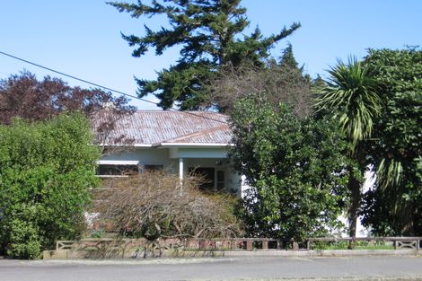Photo of property in 26 Fox Street, Featherston, 5710