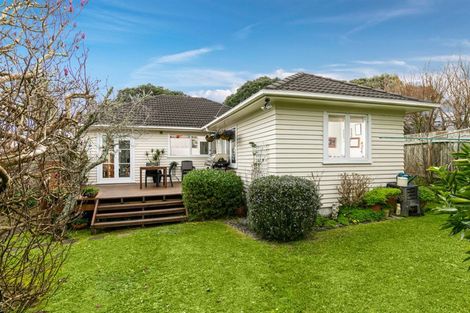 Photo of property in 22 Brandon Road, Glen Eden, Auckland, 0602