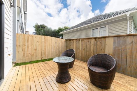 Photo of property in 1/7 Ranui Station Road, Ranui, Auckland, 0612