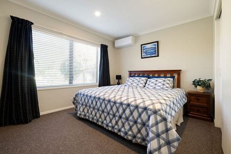 Photo of property in 9 Brancaster Place, Cambridge, 3434