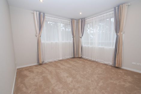 Photo of property in 59 Bernard Magnus Lane, Greenhithe, Auckland, 0632