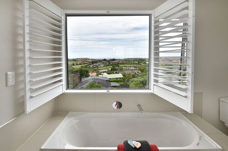 Photo of property in 1211 Whangaparaoa Road, Gulf Harbour, Whangaparaoa, 0930