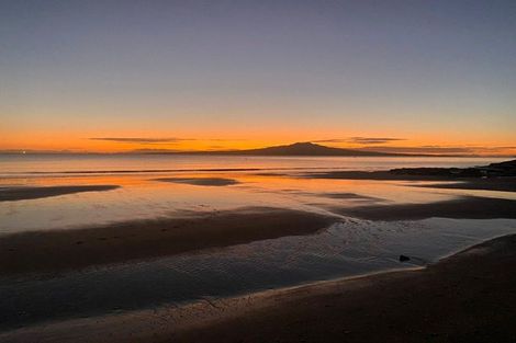 Photo of property in 2/4 Jutland Road, Hauraki, Auckland, 0622