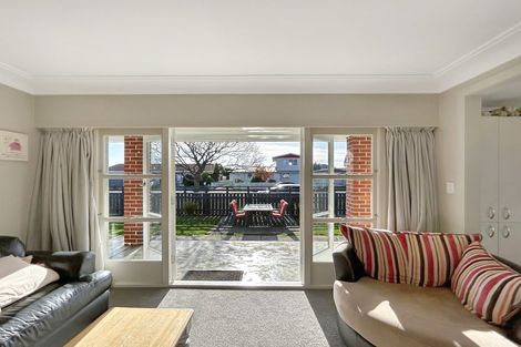 Photo of property in 9 Grange Street, Winton, 9720