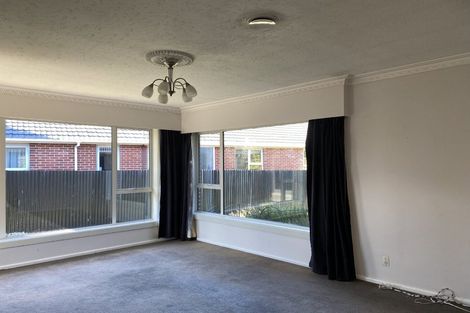 Photo of property in 57 Liverton Crescent, Bishopdale, Christchurch, 8053