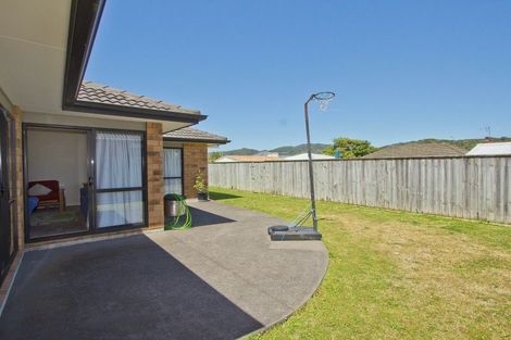 Photo of property in 5 Fraser Colman Grove, Wainuiomata, Lower Hutt, 5014
