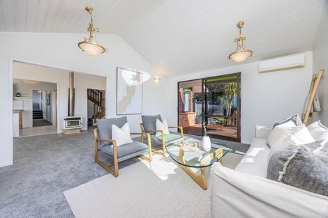 Photo of property in 21 Devon Street, Mangawhai Heads, Mangawhai, 0505