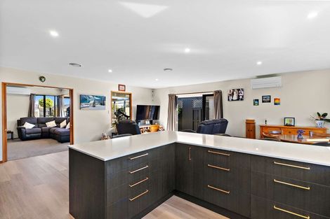 Photo of property in 57 Queenspark Drive, Parklands, Christchurch, 8083