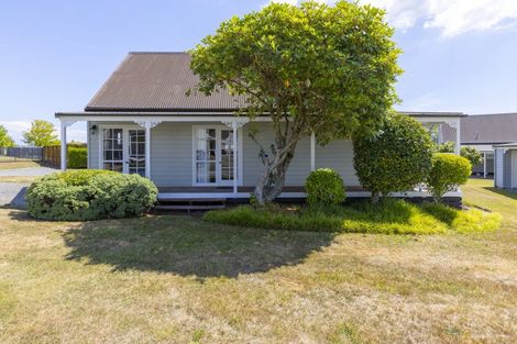 Photo of property in 33/30 Sorrento Drive, Rangatira Park, Taupo, 3330