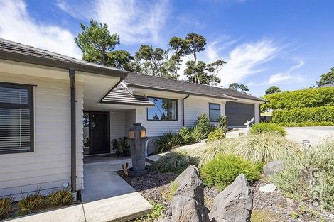Photo of property in 22c Sunnyvale Road, Swanson, Auckland, 0614