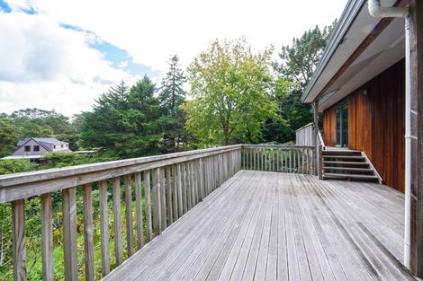 Photo of property in 1008c East Coast Road, Fairview Heights, Auckland, 0630