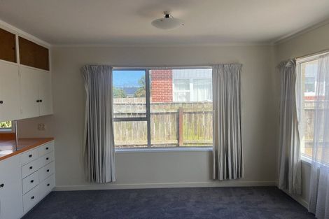 Photo of property in 10 Winiata Place, Otaki, 5512