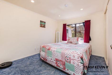 Photo of property in 12 Carisbrook Crescent, Papakura, 2110