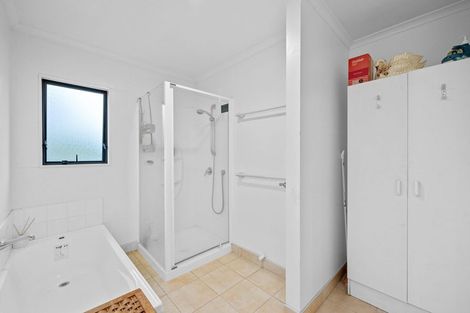 Photo of property in 83 Kamara Road, Glen Eden, Auckland, 0602