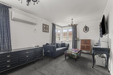 Photo of property in 44 Holland Crescent, Bulls, 4818