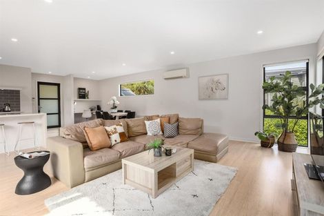 Photo of property in 120 Navigation Drive, Whitby, Porirua, 5024