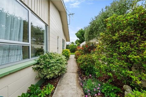 Photo of property in 1/139 Weston Road, St Albans, Christchurch, 8052