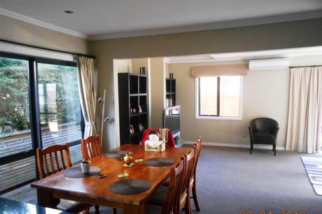 Photo of property in 52b Parkvale Road, Karori, Wellington, 6012