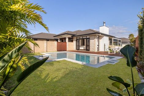Photo of property in 38 Palazzo Drive, Papamoa Beach, Papamoa, 3118