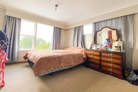 Photo of property in 9 Divich Avenue, Te Atatu South, Auckland, 0610