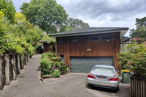 Photo of property in 1008c East Coast Road, Fairview Heights, Auckland, 0630