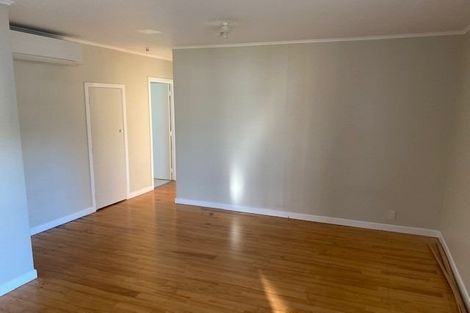 Photo of property in 4/201a Mount Smart Road, Onehunga, Auckland, 1061