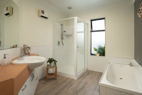 Photo of property in 51 Murphys Road, Springlands, Blenheim, 7201