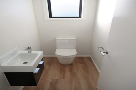 Photo of property in 38 Mawai Hakona Drive, Wallaceville, Upper Hutt, 5018