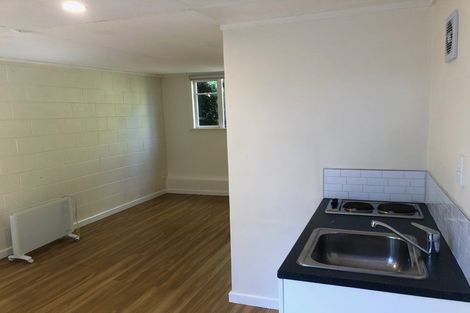 Photo of property in 3/138 Rangatira Road, Beach Haven, Auckland, 0626