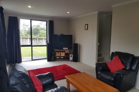 Photo of property in 32 Misty Valley Drive, Henderson, Auckland, 0612
