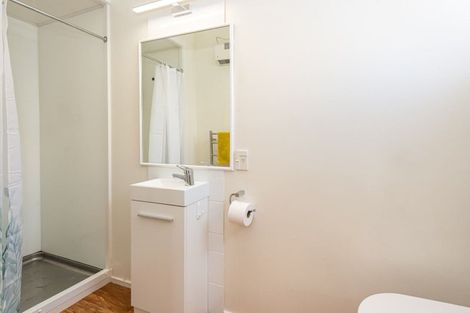 Photo of property in 2/128 Weston Road, St Albans, Christchurch, 8052