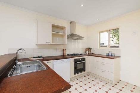 Photo of property in 42c Picton Avenue, Riccarton, Christchurch, 8011