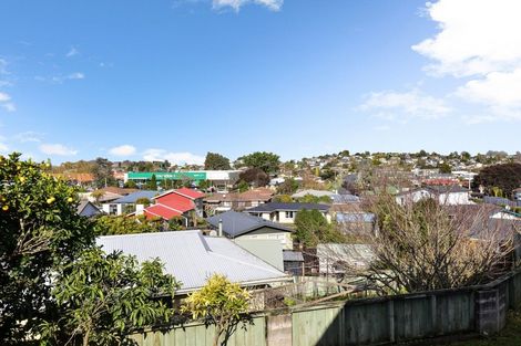 Photo of property in 50 Dinsdale Road, Dinsdale, Hamilton, 3204