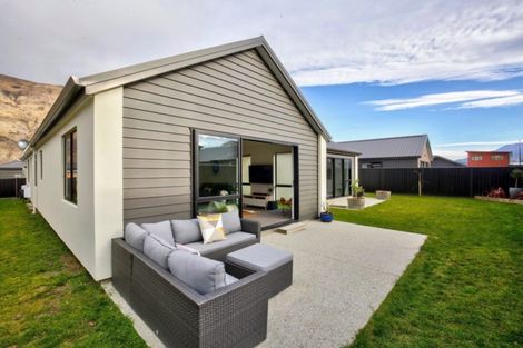 Photo of property in 92 Stalker Road, Lower Shotover, Queenstown, 9304