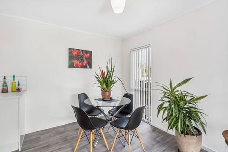 Photo of property in 1/6 Trounson Avenue, Clendon Park, Auckland, 2103