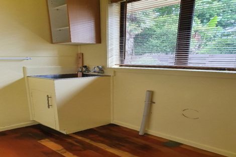 Photo of property in 1 Lorraine Place, Glenview, Hamilton, 3206