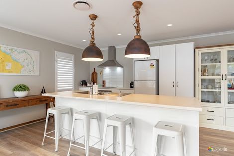 Photo of property in 9 Shearwater Lane, Whitby, Porirua, 5024