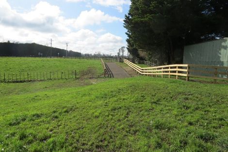 Photo of property in 168 West Road, Kaukapakapa, 0873